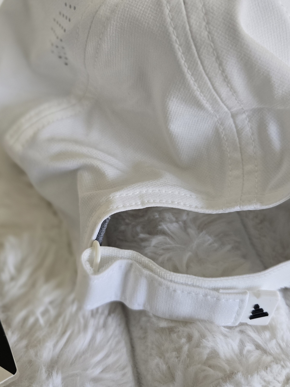 Adidas Men’s White Performance Baseball Cap - Picture 7 of 9